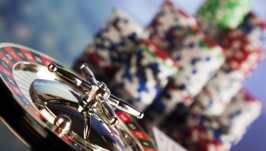 Baccarat interface with sports updates